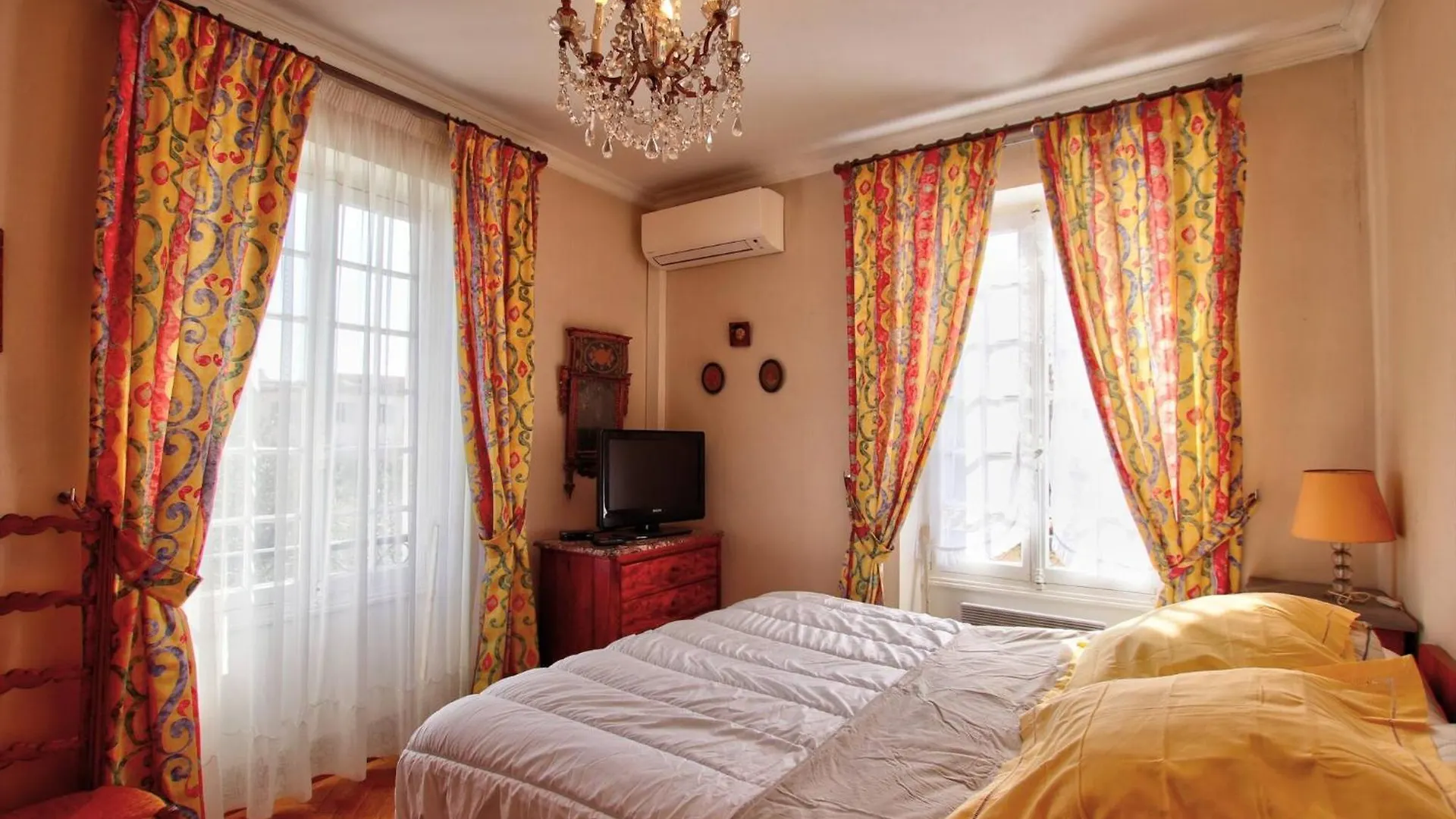 Villa La Rara Beaulieu Centre Holiday home